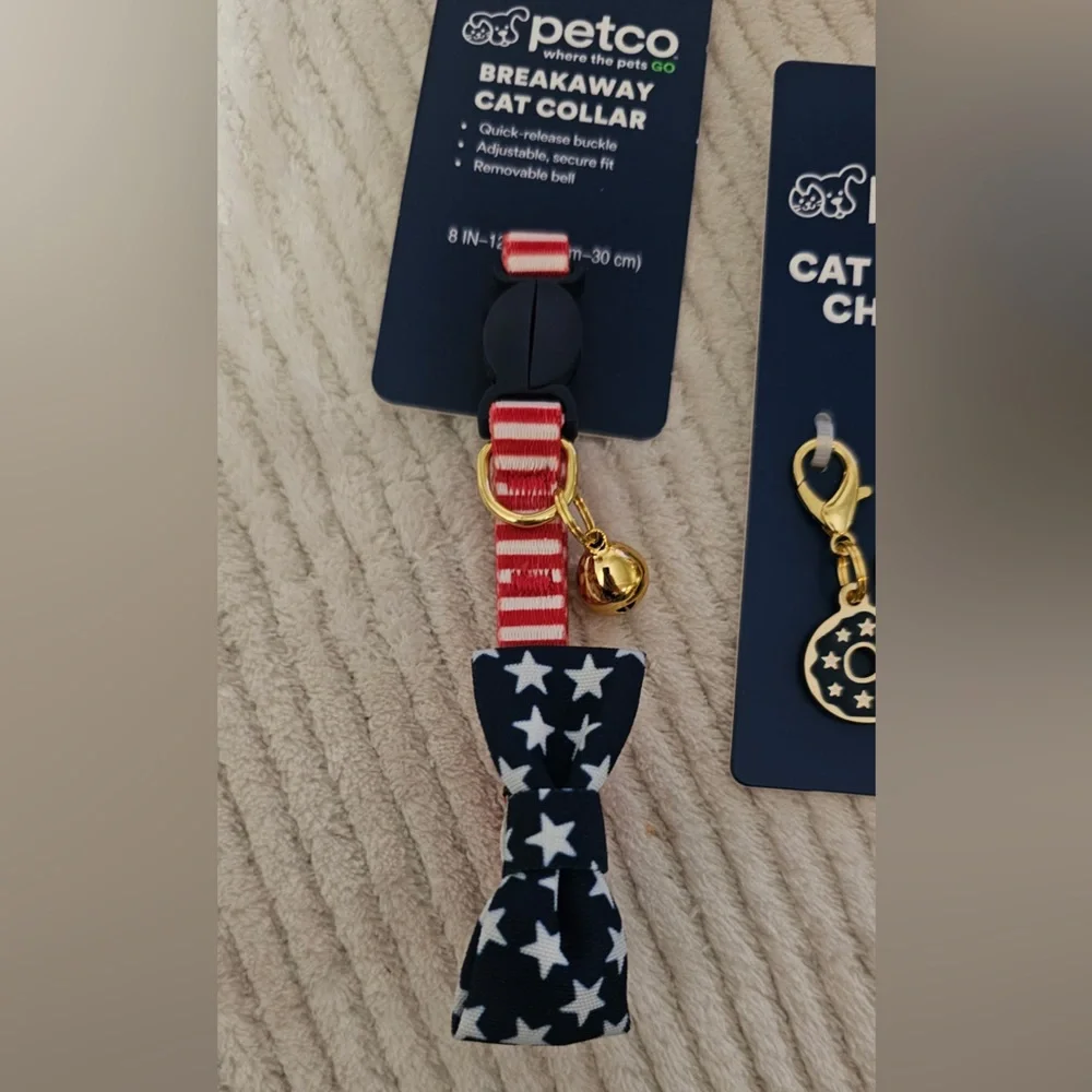 Petco Stars & Stripes Cat Collar with 3pk of Patriotic Collar Charms